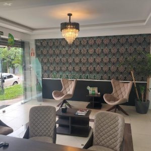 Loja com 129m², no bairro Cinqüentenário em Caxias do Sul para Comprar