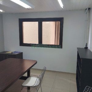 Loja com 129m², no bairro Cinqüentenário em Caxias do Sul para Comprar