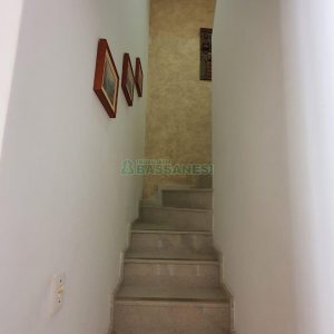 Sobrado com 94m², 2 dormitórios, 2 vagas, no bairro Santa Lúcia em Caxias do Sul para Comprar