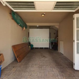 Sobrado com 94m², 2 dormitórios, 2 vagas, no bairro Santa Lúcia em Caxias do Sul para Comprar