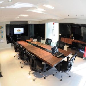 Predio com 580m², 4 vagas, no bairro Planalto em Caxias do Sul para Alugar ou Comprar