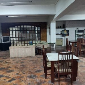 Predio com 580m², 4 vagas, no bairro Planalto em Caxias do Sul para Alugar ou Comprar