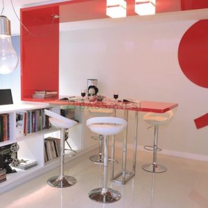 Predio com 580m², 4 vagas, no bairro Planalto em Caxias do Sul para Alugar ou Comprar