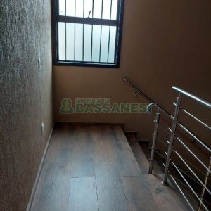 Predio com 360m², no bairro Kayser em Caxias do Sul para Comprar