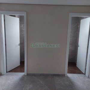 Predio com 360m², no bairro Kayser em Caxias do Sul para Comprar