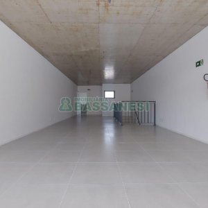 Loja com 267m², no bairro Sagrada Família em Caxias do Sul para Alugar