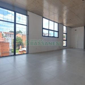 Loja com 267m², no bairro Sagrada Família em Caxias do Sul para Alugar