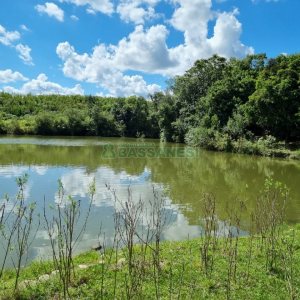 Chácara, no bairro Fazenda Souza em Caxias do Sul para Comprar