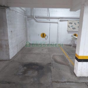 Apto Mobiliado com 141m², 3 dormitórios, 2 vagas, no bairro Panazzolo em Caxias do Sul para Comprar