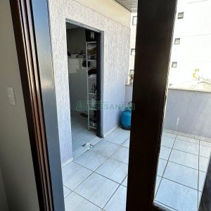 Apto Mobiliado com 141m², 3 dormitórios, 2 vagas, no bairro Panazzolo em Caxias do Sul para Comprar