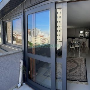 Apto Mobiliado com 141m², 3 dormitórios, 2 vagas, no bairro Panazzolo em Caxias do Sul para Comprar