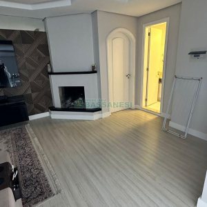 Apto Mobiliado com 141m², 3 dormitórios, 2 vagas, no bairro Panazzolo em Caxias do Sul para Comprar