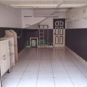 Sobrado Mobiliado com 113m², 3 dormitórios, 1 vaga, no bairro Cidade Nova em Caxias do Sul para Comprar
