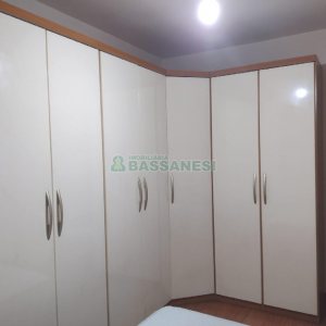 Sobrado Mobiliado com 113m², 3 dormitórios, 1 vaga, no bairro Cidade Nova em Caxias do Sul para Comprar
