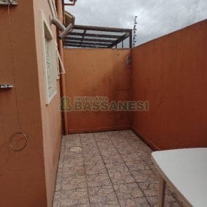 Sobrado Mobiliado com 113m², 3 dormitórios, 1 vaga, no bairro Cidade Nova em Caxias do Sul para Comprar