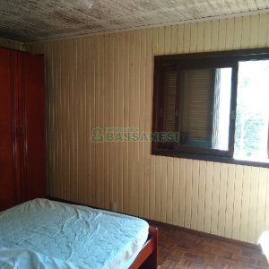 Chácara com 230m², 5 dormitórios, 2 vagas, no bairro Galópolis em Caxias do Sul para Comprar