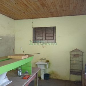 Chácara com 230m², 5 dormitórios, 2 vagas, no bairro Galópolis em Caxias do Sul para Comprar