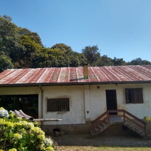 Chácara com 230m², 5 dormitórios, 2 vagas, no bairro Galópolis em Caxias do Sul para Comprar