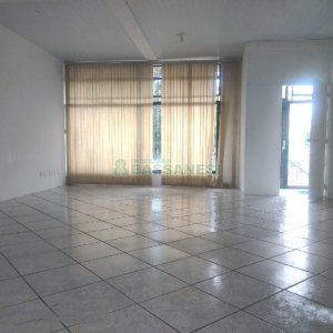 Loja com 59m², no bairro Floresta em Caxias do Sul para Alugar