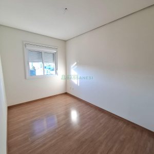 Apartamento com 75m², 2 dormitórios, 2 vagas, no bairro Charqueadas em Caxias do Sul para Alugar