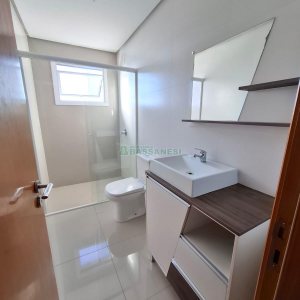Apartamento com 75m², 2 dormitórios, 2 vagas, no bairro Charqueadas em Caxias do Sul para Alugar