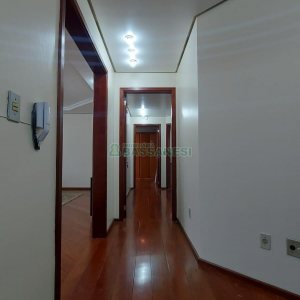 Casa com 150m², 3 dormitórios, 2 vagas, no bairro Cruzeiro em Caxias do Sul para Alugar