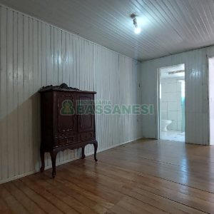 Casa Comercial com 172m², 3 dormitórios, no bairro Lourdes em Caxias do Sul para Comprar