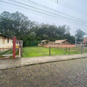 Terreno, no bairro Cidade Nova em Caxias do Sul para Comprar