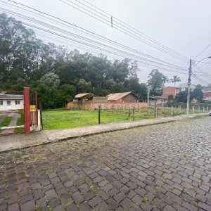 Terreno, no bairro Cidade Nova em Caxias do Sul para Comprar