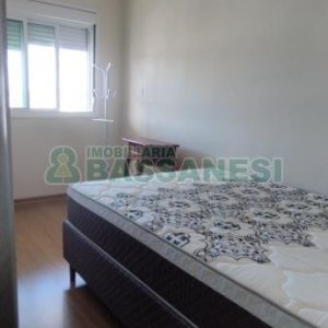 Apto Mobiliado com 83m², 2 dormitórios, 1 vaga, no bairro Pio X em Caxias do Sul para Alugar