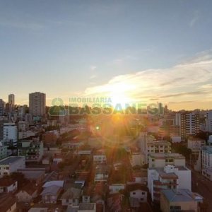 Apto Mobiliado com 83m², 2 dormitórios, 1 vaga, no bairro Pio X em Caxias do Sul para Alugar