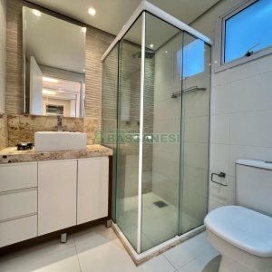 Apto Mobiliado com 113m², 2 dormitórios, 2 vagas, no bairro Vila Horn em Caxias do Sul para Alugar