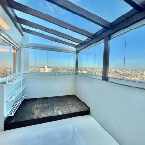 Apto Mobiliado com 113m², 2 dormitórios, 2 vagas, no bairro Vila Horn em Caxias do Sul para Alugar