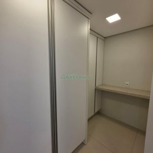 Apto Mobiliado com 113m², 3 dormitórios, 2 vagas, no bairro Vila Horn em Caxias do Sul para Alugar