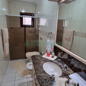 Apartamento com 150m², 3 dormitórios, 2 vagas, no bairro Forqueta em Caxias do Sul para Comprar