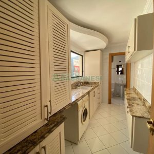 Apto/Cobertura com 463m², 3 dormitórios, 3 vagas, no bairro Jardim América em Caxias do Sul para Comprar