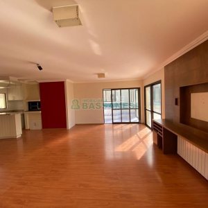 Apto/Cobertura com 463m², 3 dormitórios, 3 vagas, no bairro Jardim América em Caxias do Sul para Comprar