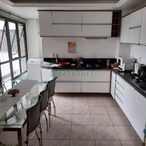 Apartamento com 90m², 2 dormitórios, 1 vaga, no bairro Cristo Redentor em Caxias do Sul para Comprar