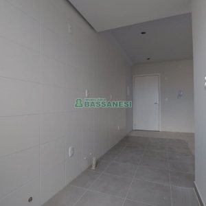 Apartamento com 55m², 2 dormitórios, 1 vaga, no bairro Panazzolo em Caxias do Sul para Comprar