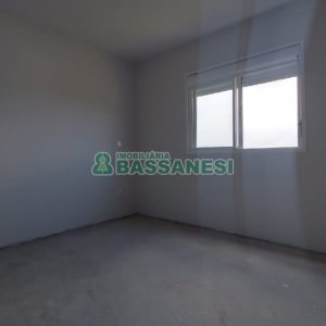 Apartamento com 55m², 2 dormitórios, 1 vaga, no bairro Panazzolo em Caxias do Sul para Comprar