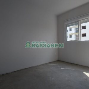 Apartamento com 55m², 2 dormitórios, 1 vaga, no bairro Panazzolo em Caxias do Sul para Comprar