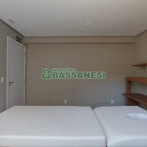 Apartamento com 55m², 2 dormitórios, 1 vaga, no bairro Panazzolo em Caxias do Sul para Comprar