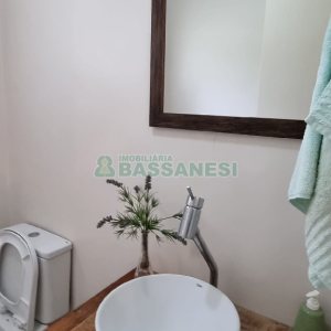 Chácara com 324m², 3 dormitórios, 6 vagas, no bairro Nossa Senhora da Saúde em Caxias do Sul para Comprar