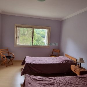 Chácara com 324m², 3 dormitórios, 6 vagas, no bairro Nossa Senhora da Saúde em Caxias do Sul para Comprar