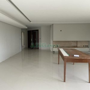 Apartamento com 376m², 3 dormitórios, 4 vagas, no bairro Jardim América em Caxias do Sul para Comprar