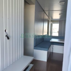 Apto Mobiliado com 40m², 1 dormitório, 1 vaga, no bairro Lourdes em Caxias do Sul para Comprar