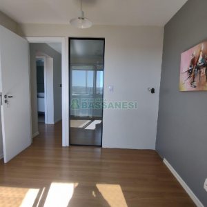 Apto Mobiliado com 70m², 2 dormitórios, 1 vaga, no bairro Villagio Iguatemi em Caxias do Sul para Alugar