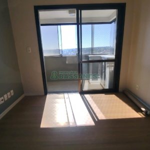 Apto Mobiliado com 70m², 2 dormitórios, 1 vaga, no bairro Villagio Iguatemi em Caxias do Sul para Alugar