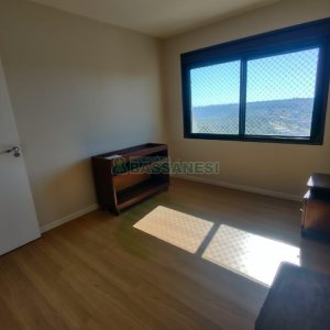 Apto Mobiliado com 70m², 2 dormitórios, 1 vaga, no bairro Villagio Iguatemi em Caxias do Sul para Alugar