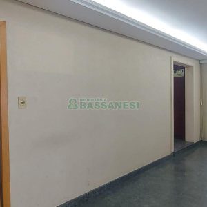 Loja com 780m², no bairro Centro em Caxias do Sul para Alugar ou Comprar